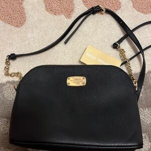 NWT crossbody black purse